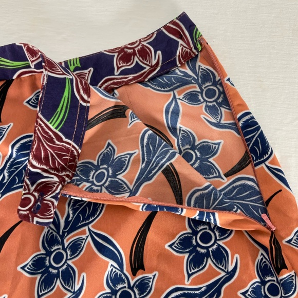 Topshop Floaty Short Orange w/Blue Floral Design Side Zipper Scalloped Hem Sz 4 - Picture 12 of 14